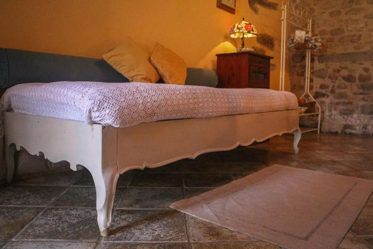 Oasi Lignana Suite Apartments Vellano Farm stay