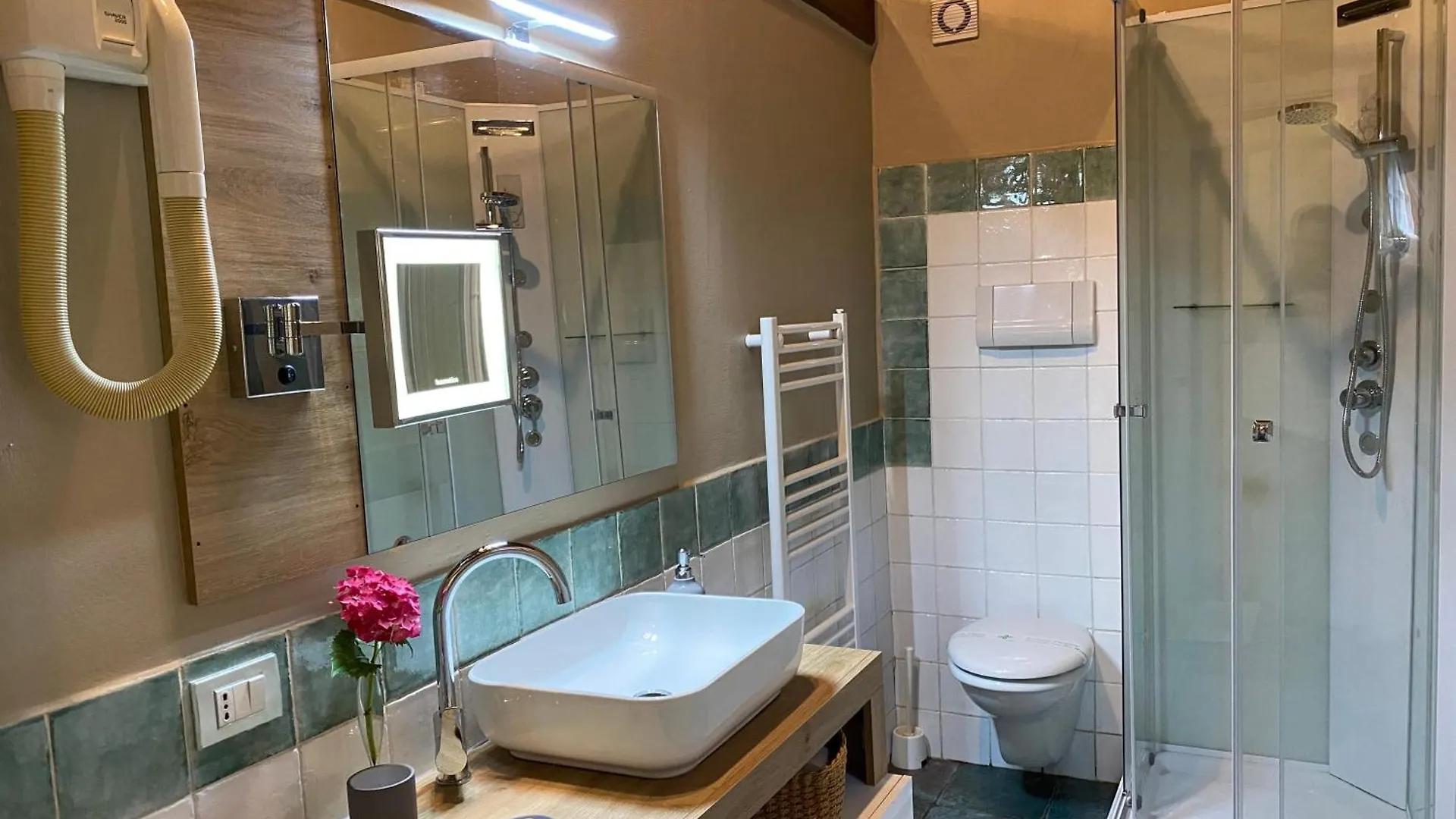 Oasi Lignana Suite Apartments Vellano